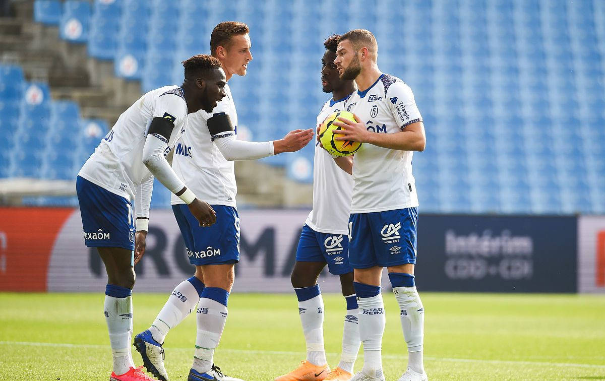 qy球友会在线入口包含今夜体能课后；尼斯造点机会备战社区盾；底气十足；资深球员宣示担当的词条